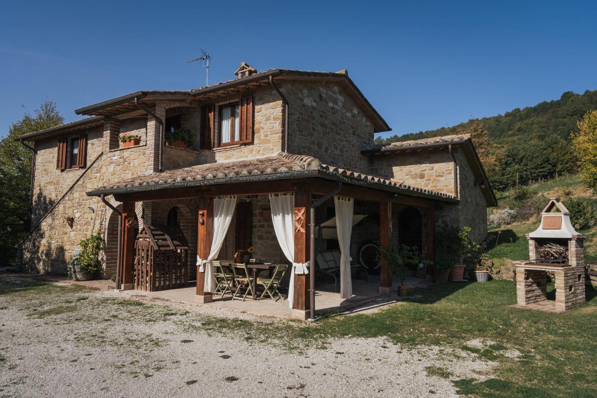 Agriturismo Casa Del Nonno Valfabbrica Esterno foto