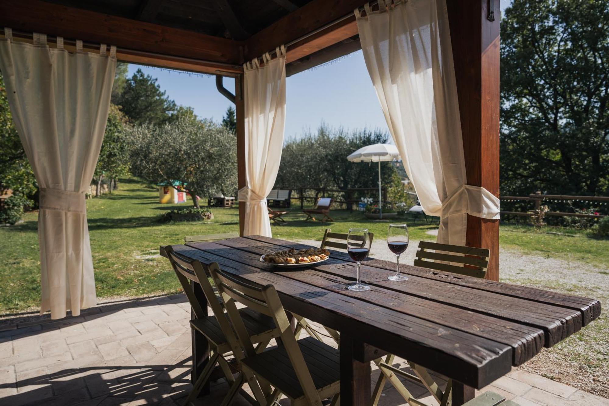Agriturismo Casa Del Nonno Valfabbrica Esterno foto