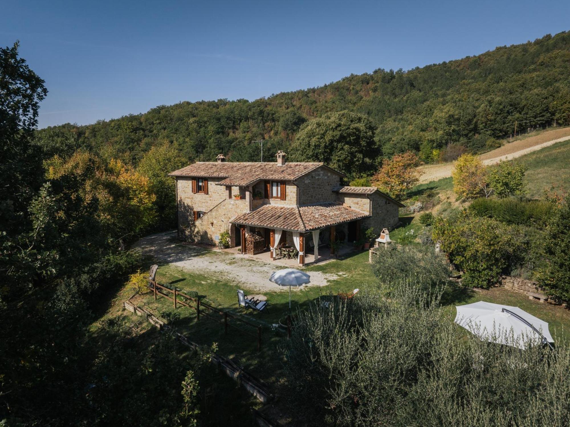 Agriturismo Casa Del Nonno Valfabbrica Esterno foto