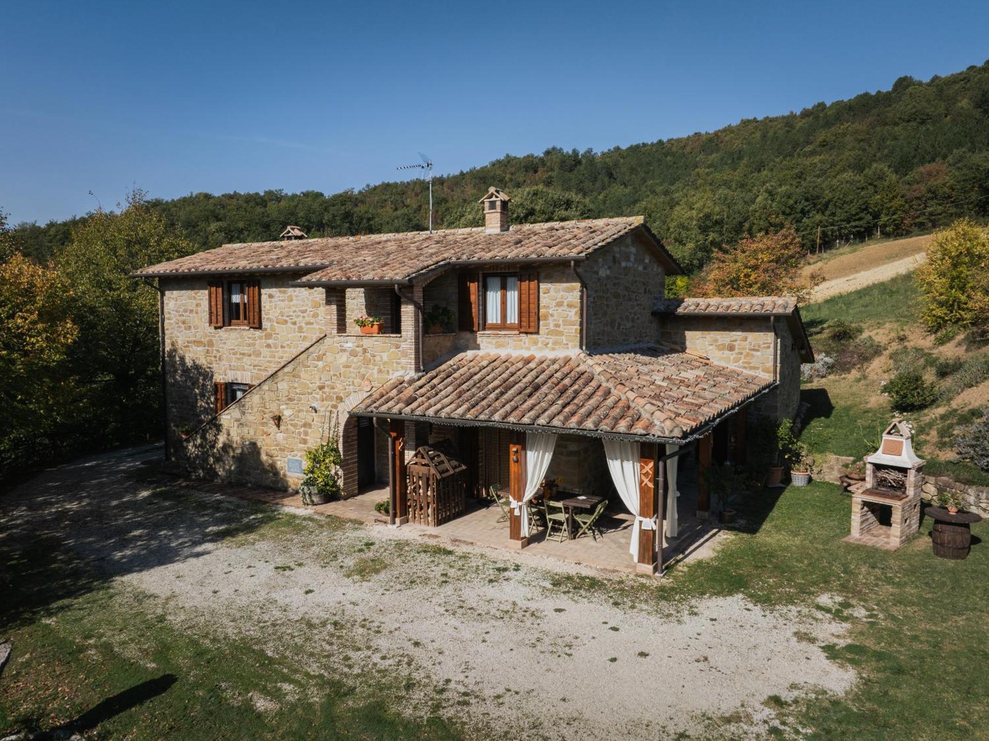 Agriturismo Casa Del Nonno Valfabbrica Esterno foto