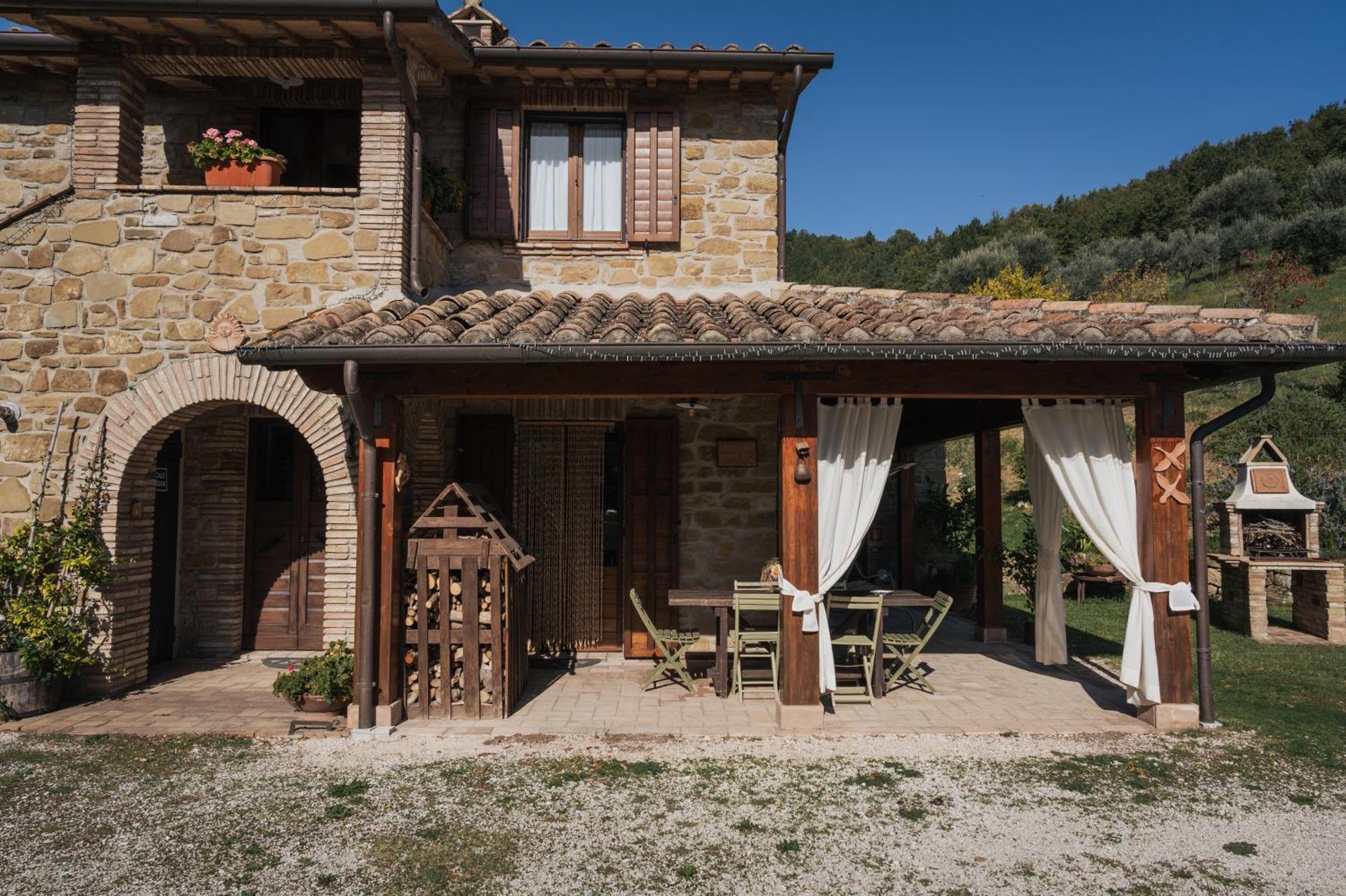 Agriturismo Casa Del Nonno Valfabbrica Esterno foto